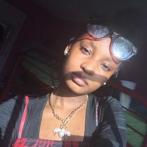 Meet your Posher, Ajailai